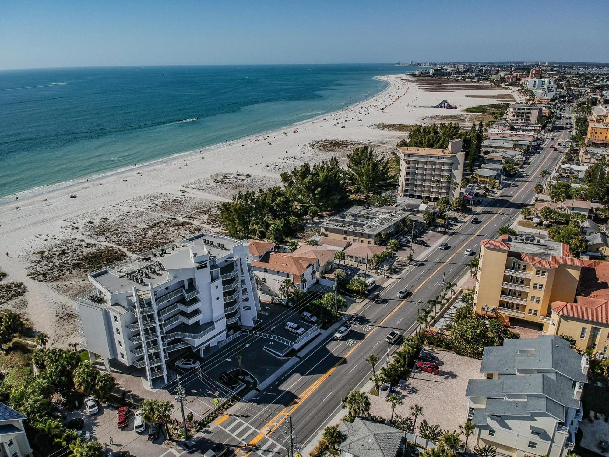 Oceana 202 West Villa St. Pete Beach Exterior photo