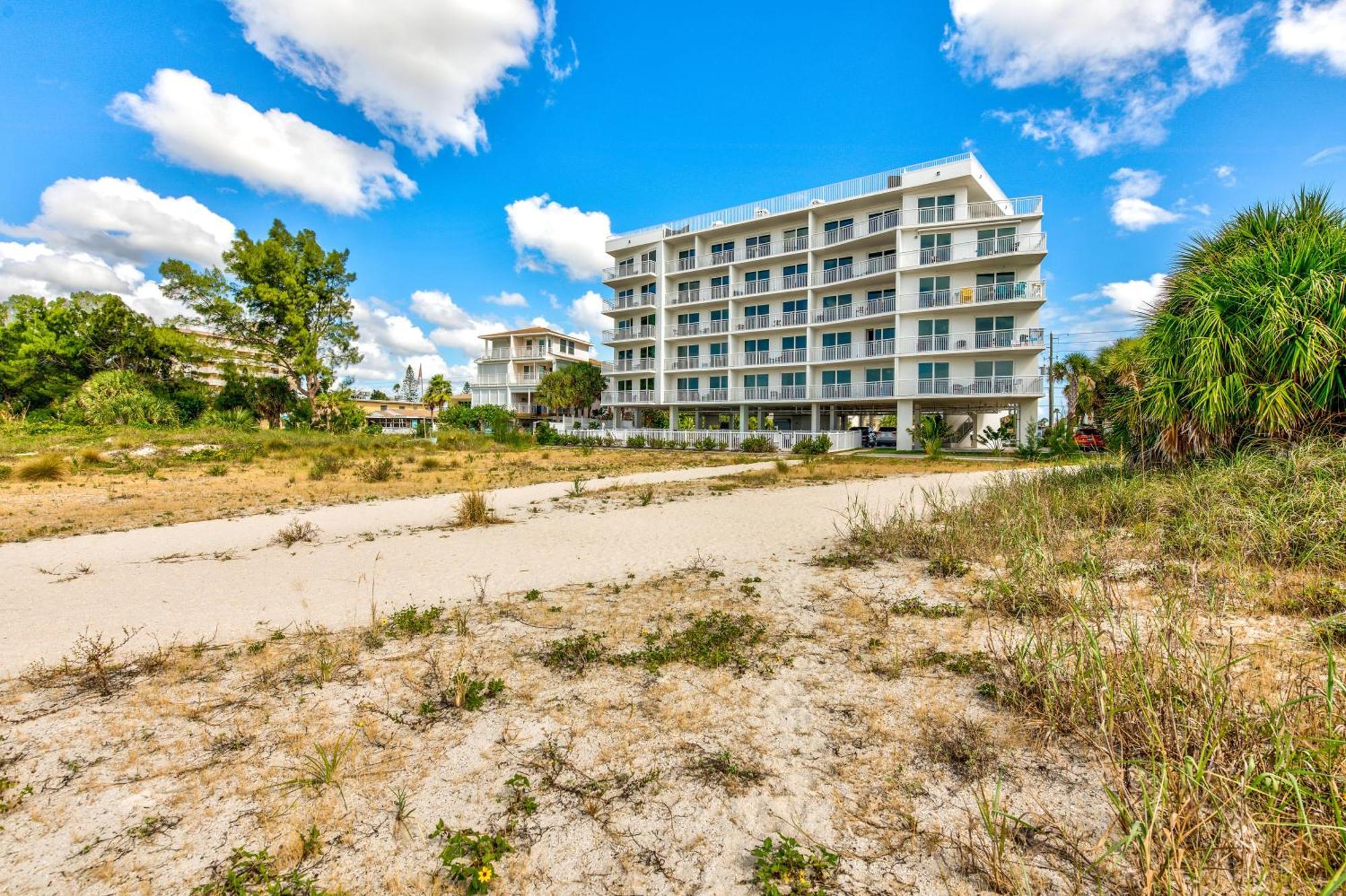 Oceana 202 West Villa St. Pete Beach Exterior photo
