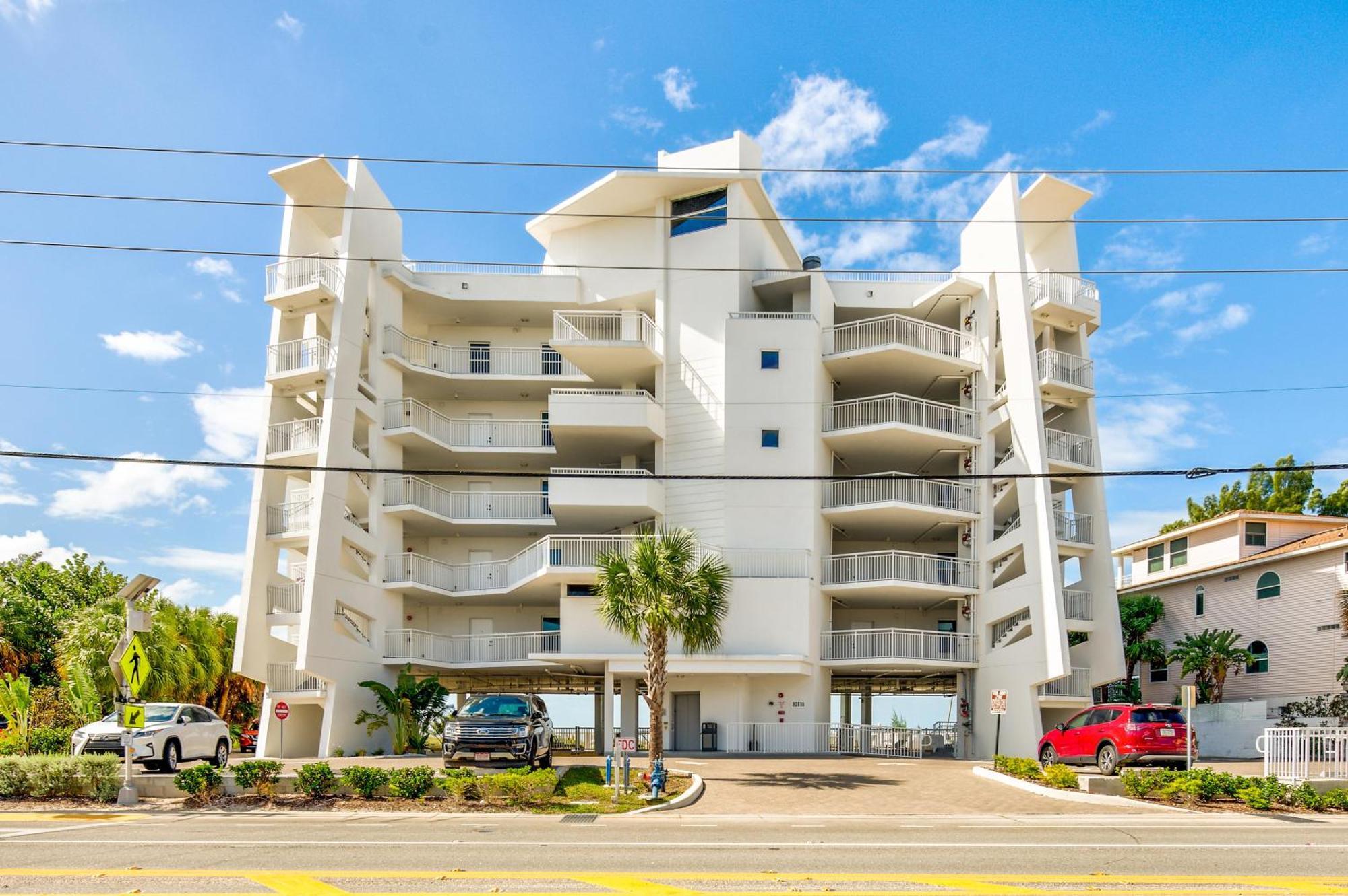 Oceana 202 West Villa St. Pete Beach Exterior photo